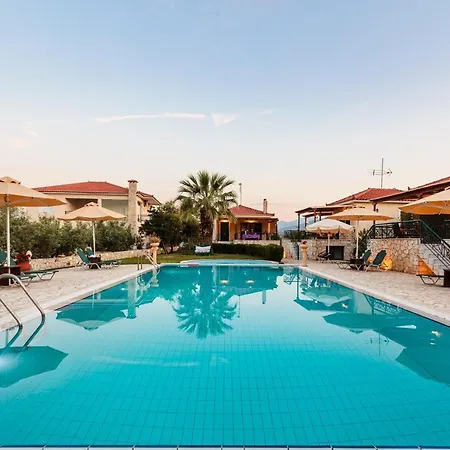 Dukes Poolside Houses Paralio Astros Exterior photo