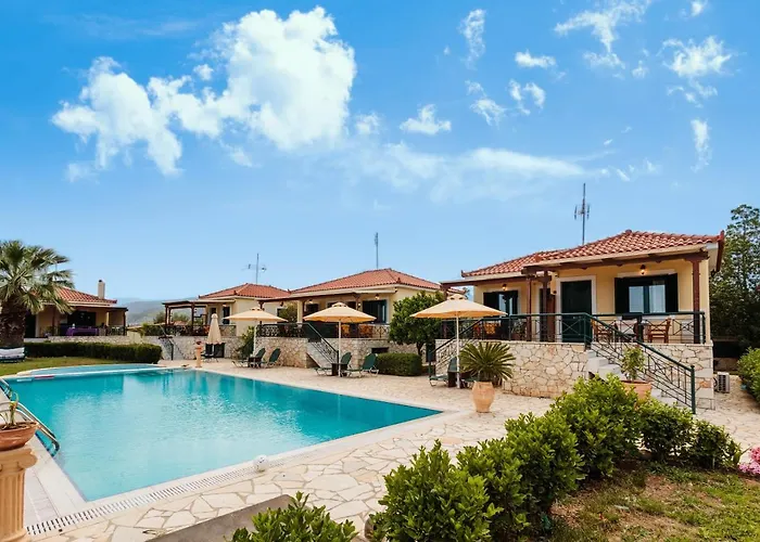 Dukes Poolside Houses