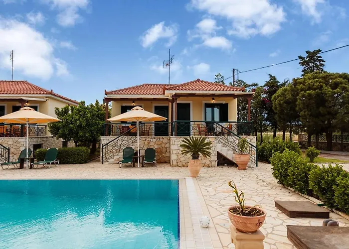 Dukes Poolside Houses
