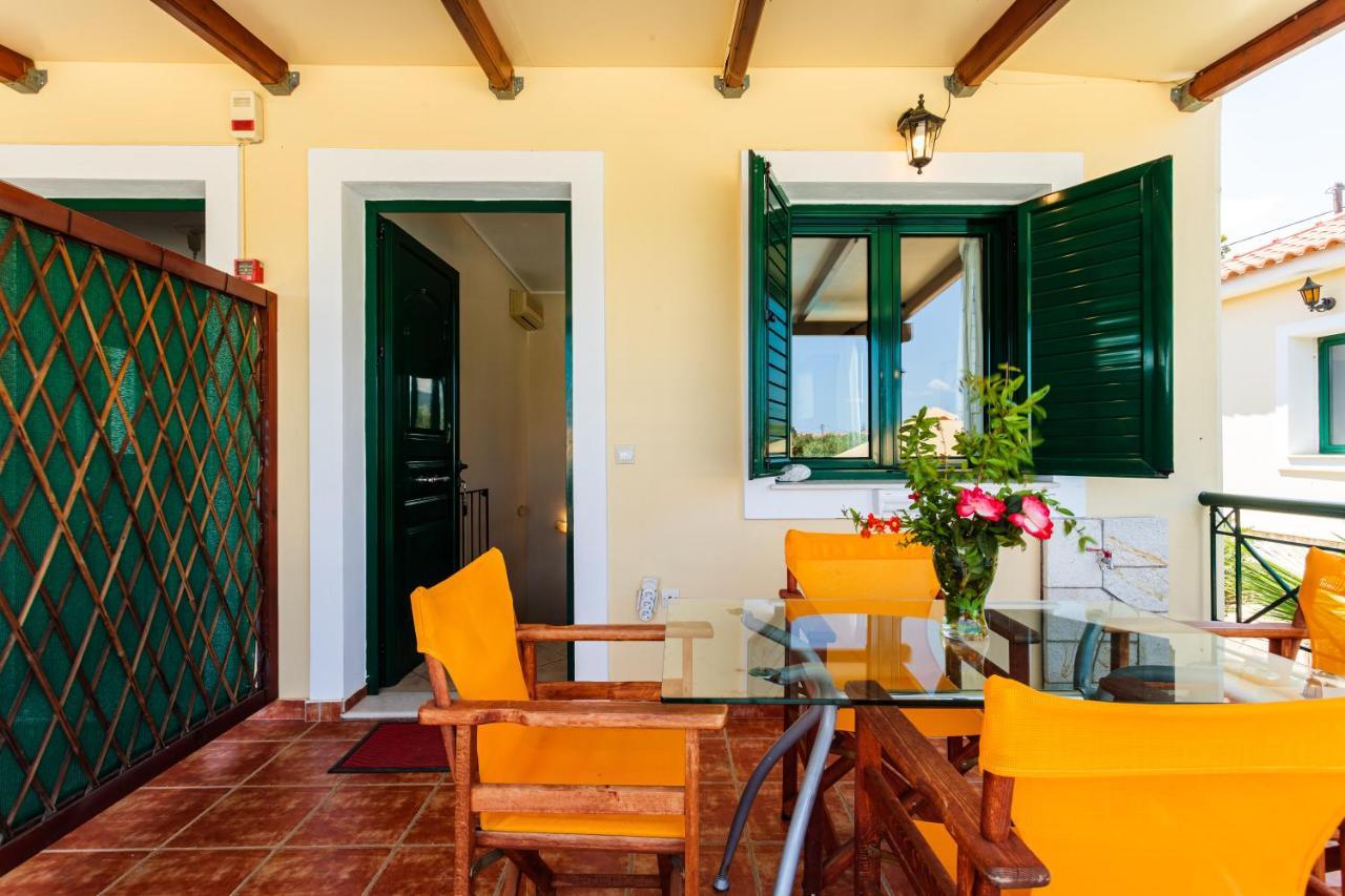 Dukes Poolside Apartamento *