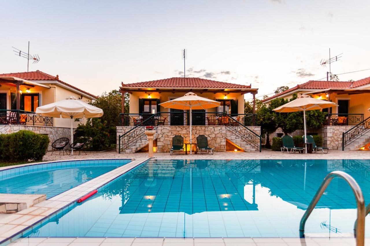 Dukes Poolside Apartamento Parálion Ástros